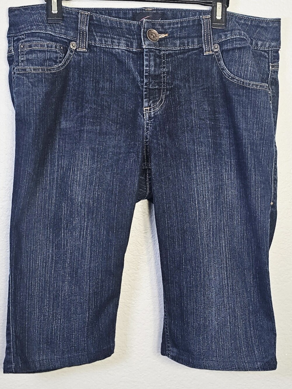 Torrid Bermuda Denim Shorts Women’s 14S Dark Wash Stretch Mid Rise